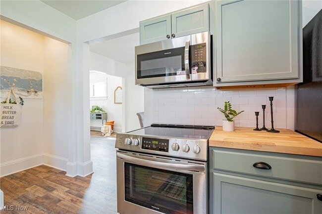 Building Photo - 46 Verdun Dr