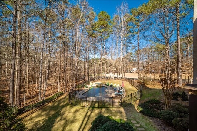 Building Photo - 5041 Towne Lake Hill N