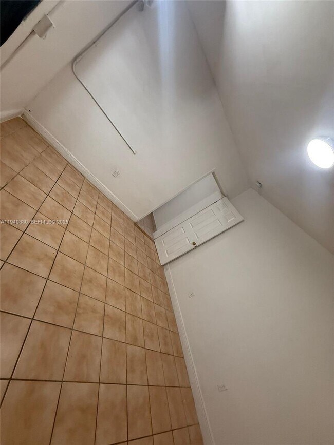 Building Photo - 14800 NW 2nd Ave