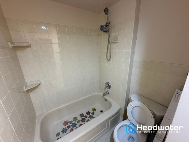 Building Photo - House for Rent in Folcroft