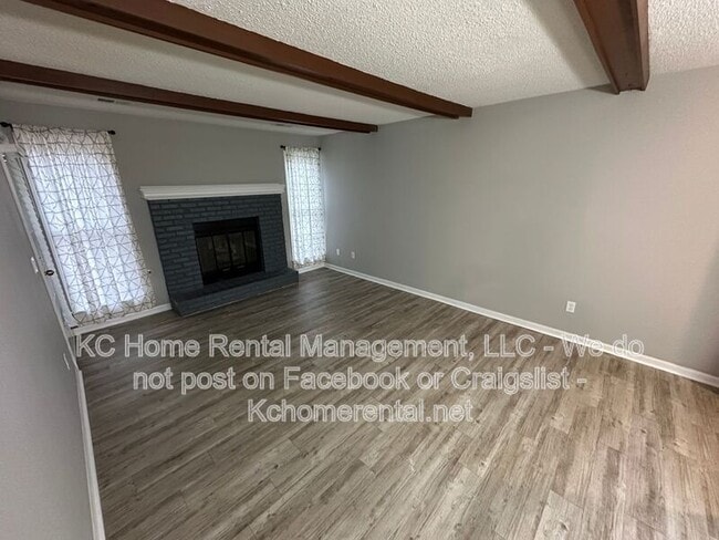 Building Photo - 12013 W 58th Pl