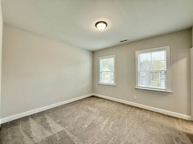 Building Photo - 6013 Balance Ct