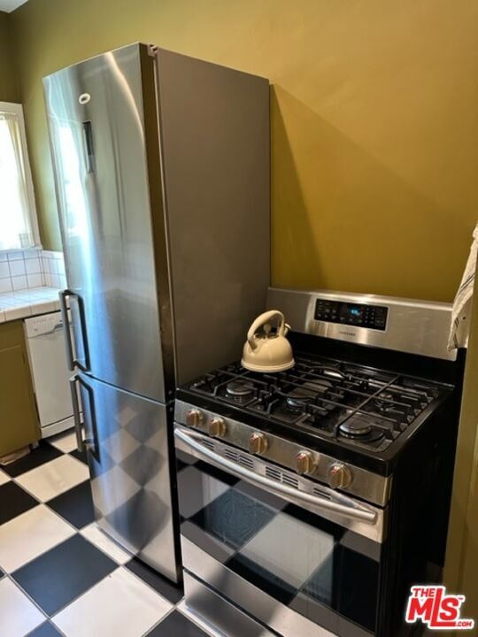 Building Photo - 1207 S Ogden Dr