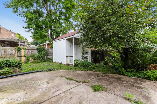 Building Photo - 7303 Kort Way