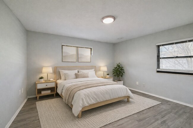 Building Photo - Renovated 4BR/2BA Pool Home in Jacksonville, FL | Fenced Yard | Pets Welcome