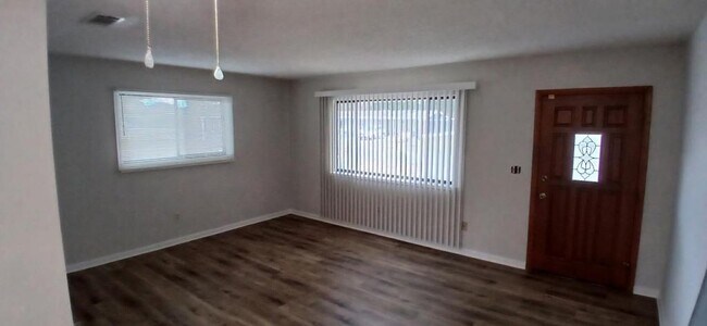 Building Photo - 8991 SW 103rd Pl