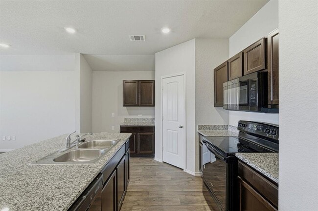 Building Photo - 15204 Siberian Elm Ln