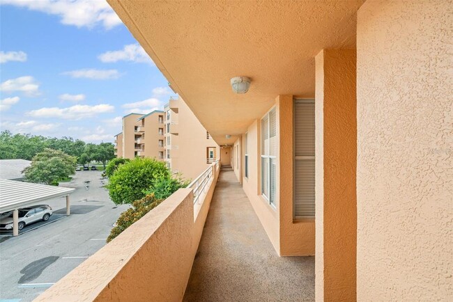 Building Photo - 4550 Pinebrook Cir