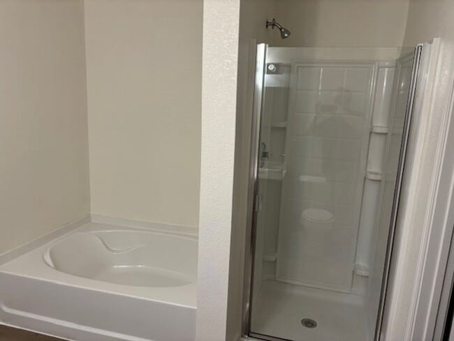 Building Photo - 803 Moss Glen Trail