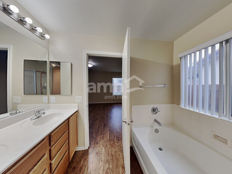 Building Photo - 7023 S Calypso Ct
