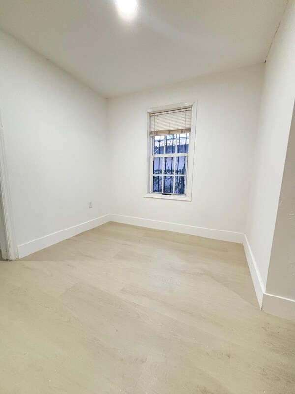 Building Photo - 2035 NW 26th St