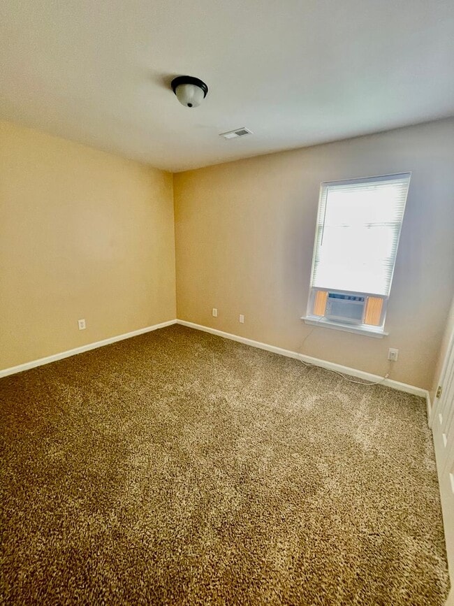 Building Photo - Welcome to this beautiful 4-bedroom, 2.5-b...