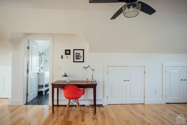 Building Photo - 422 County Rte 9