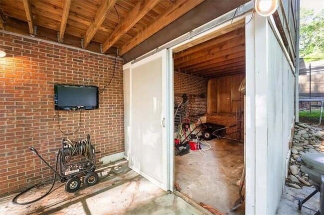 Building Photo - 117 Ashley Rd