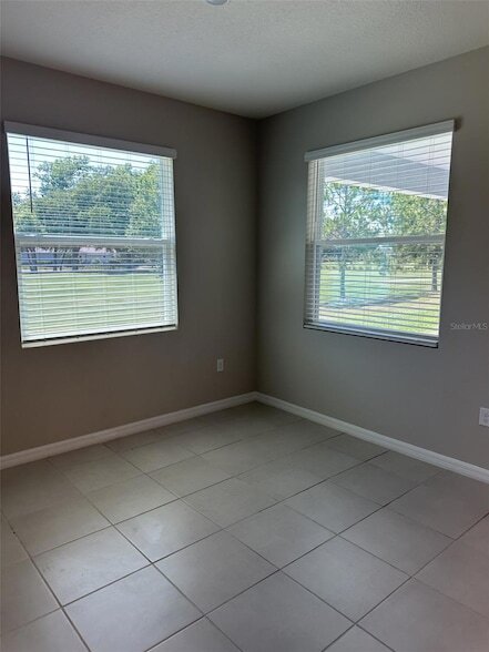 Building Photo - 4970 NW 39th Lp