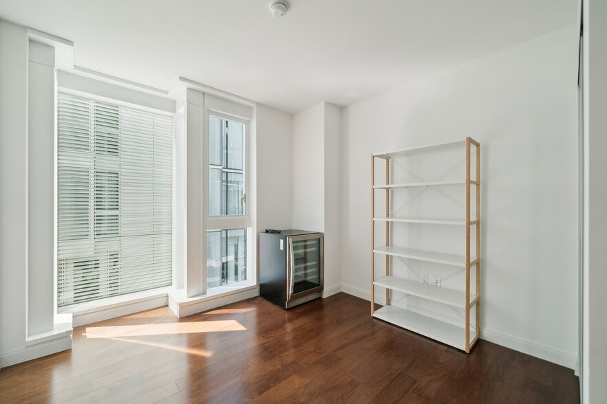 Building Photo - 555 Fulton St