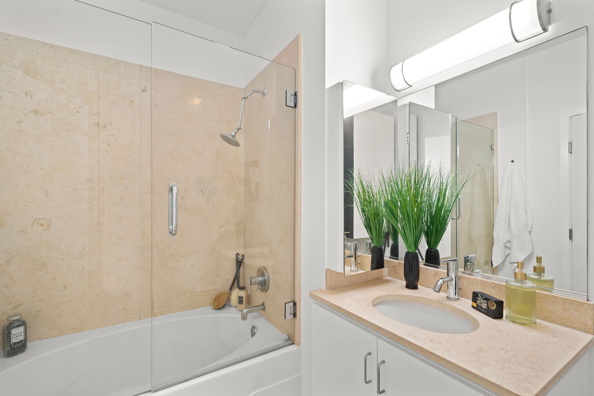 Building Photo - 630 Thomas L Berkley Way