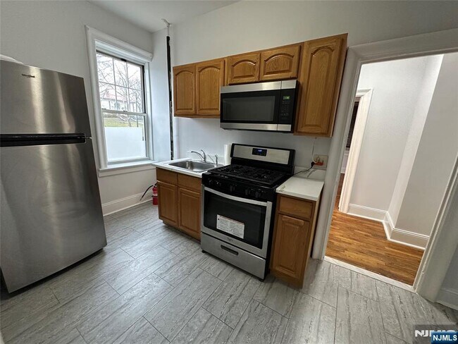 Building Photo - 311 79th St