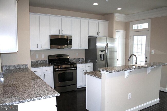 Building Photo - 11926 Weybridge Lane