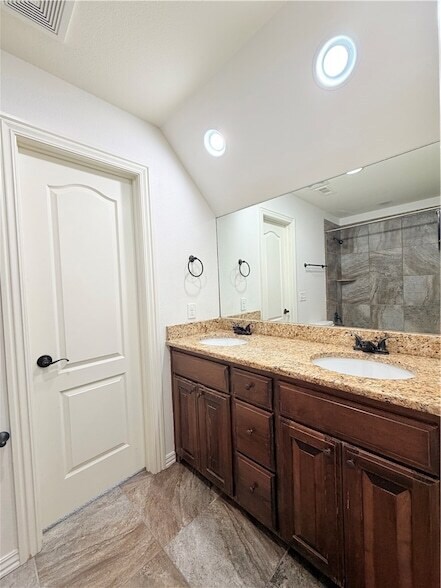 Building Photo - 4201 SW Layton Rd