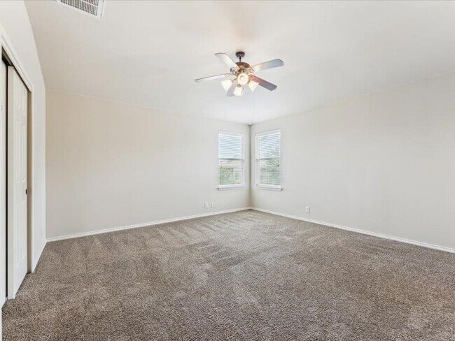 Building Photo - 8721 Blackvireo Dr