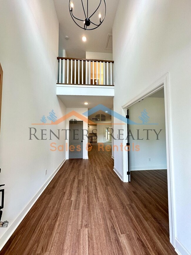 Building Photo - 3BR Home with Office, Bonus Room, Large Kitchen Island, 2-Car Garage & Large Yard – Huntsville Li...