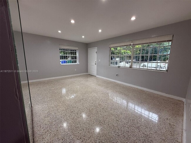 Building Photo - 901 NW 55th St