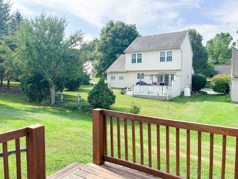 Building Photo - 21 Oakgrove Ln