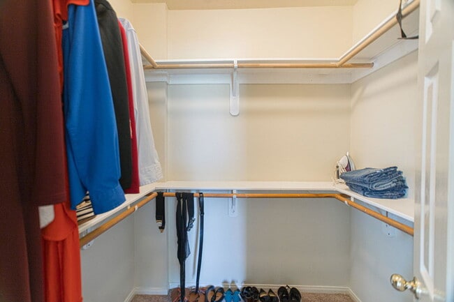 Building Photo - 1111 Turnberry Park Ln