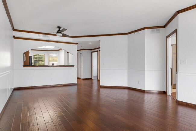 Building Photo - 1000 S Harbour Island Blvd