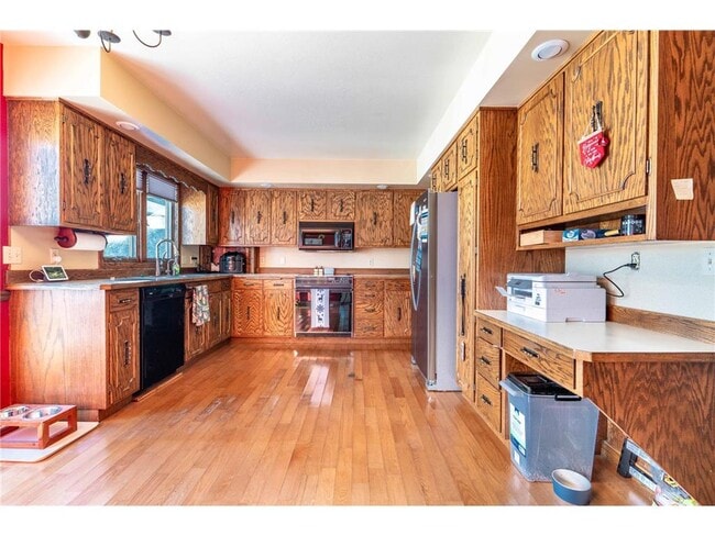 Building Photo - 17796 Cedar Park Loop