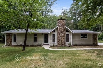 Building Photo - 2305 Reynolds Rd SW
