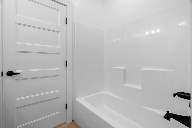 Building Photo - Beautiful New Abbington Subdivision!