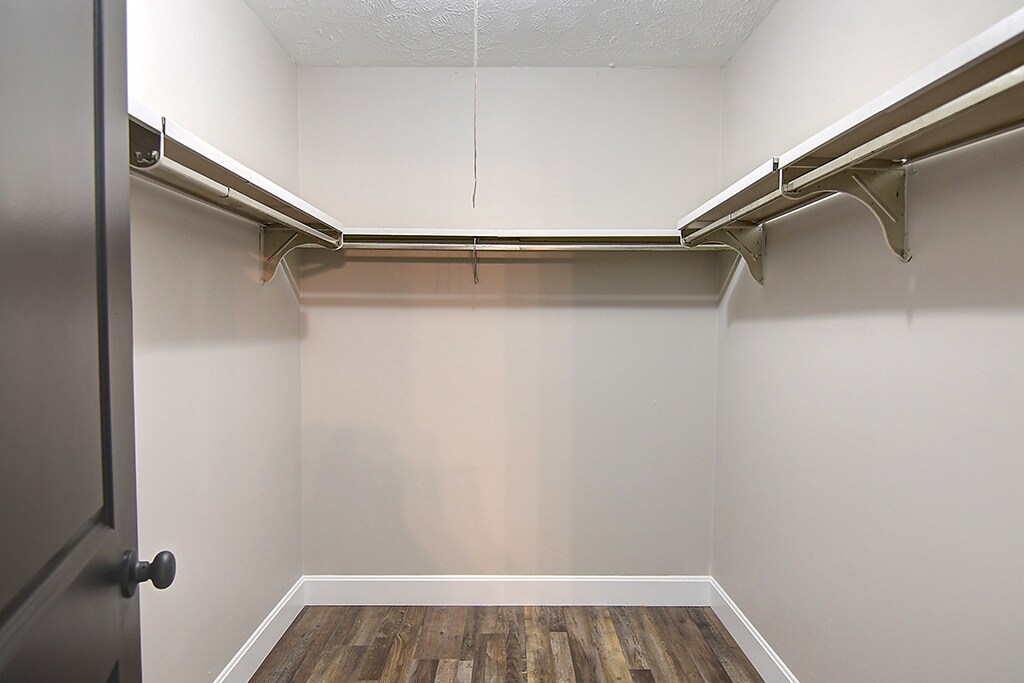 Building Photo - 353 Chadwick Pl