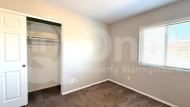 Building Photo - 14452 S 40th St