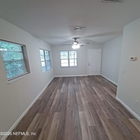 Building Photo - 512 US-301
