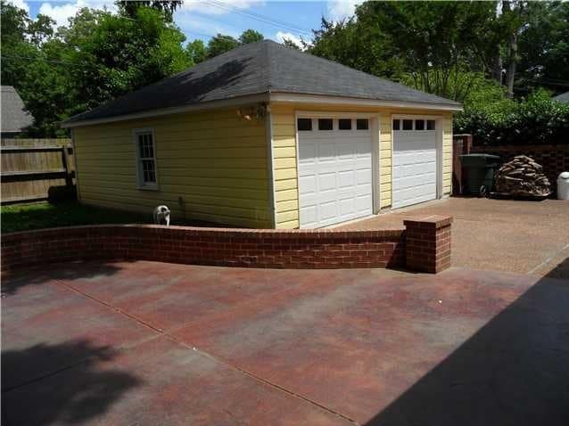 Garage - 4400 Fair Meadow Rd S