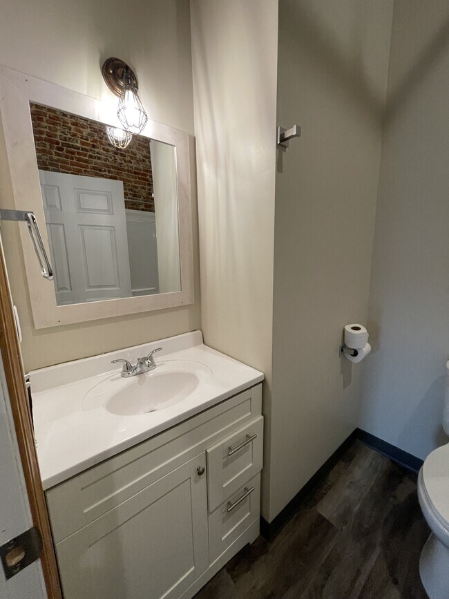 Building Photo - 230 Central Ave N