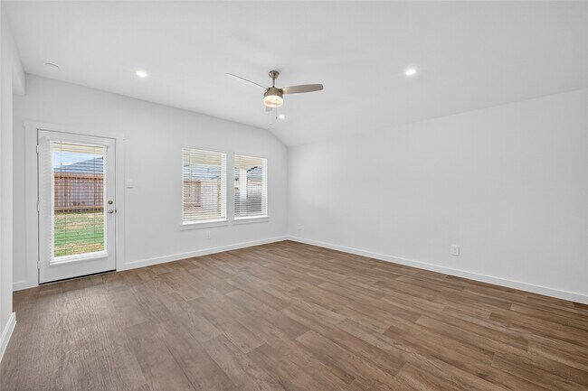 Building Photo - 1703 Stelvio Pass Dr