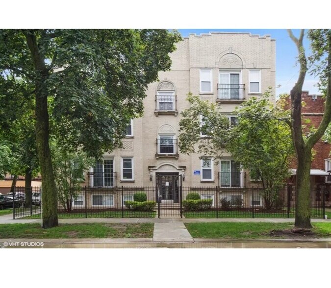 Building Photo - 7257 N Bell Ave