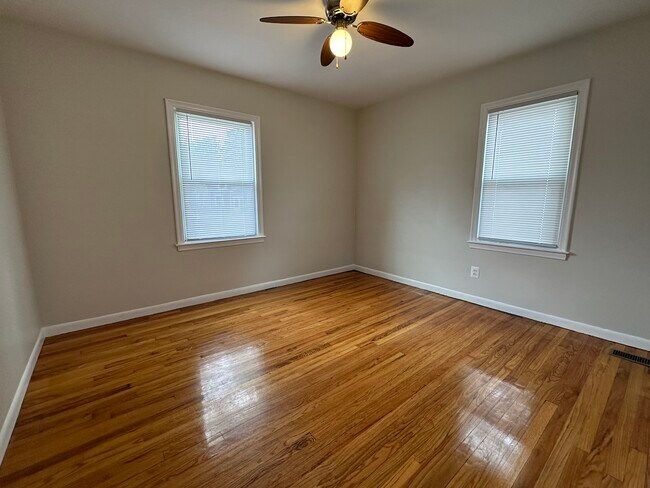 Building Photo - 26621 Belleair St