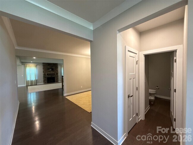 Building Photo - 14012 Sunnyhill Grove Rd