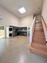 Building Photo - 11322 Bessemer St