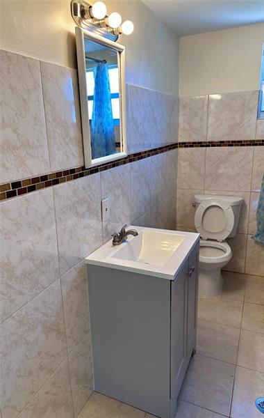 Building Photo - 6840 Greene St