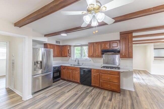 Building Photo - 4419 Knight Dr