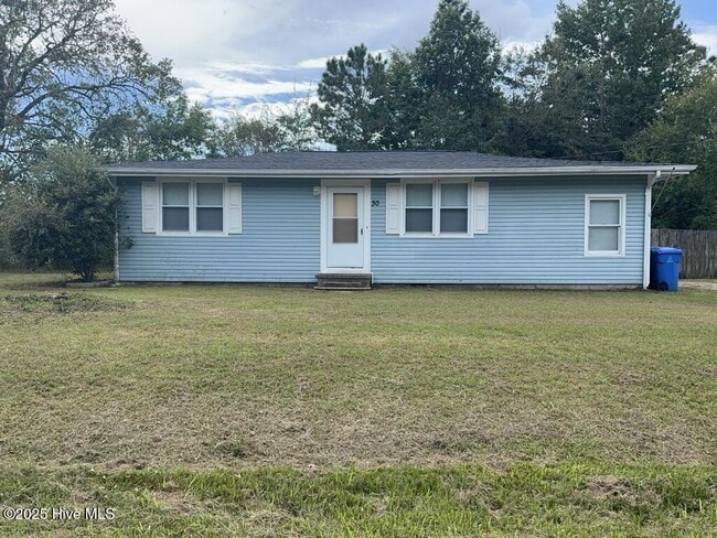 Primary Photo - 30 East Dr