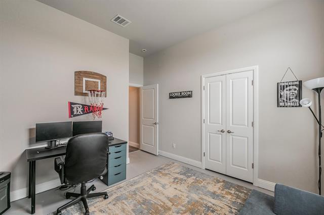 Building Photo - 902 Bailey Ln