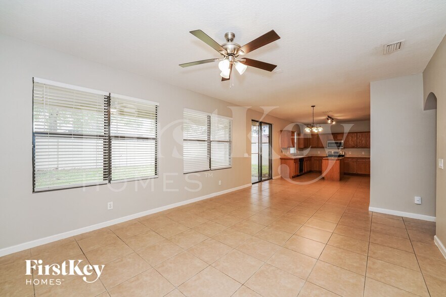 Building Photo - 4365 Millicent Cir