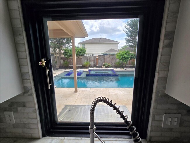 Building Photo - 6119 Grassy Haven Ln