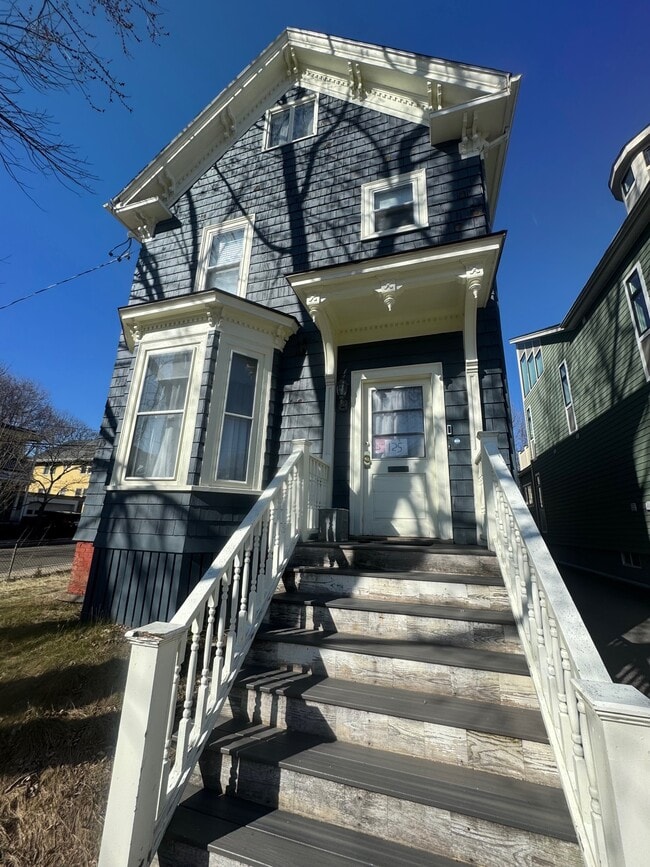 Primary Photo - 125 Morrison Ave